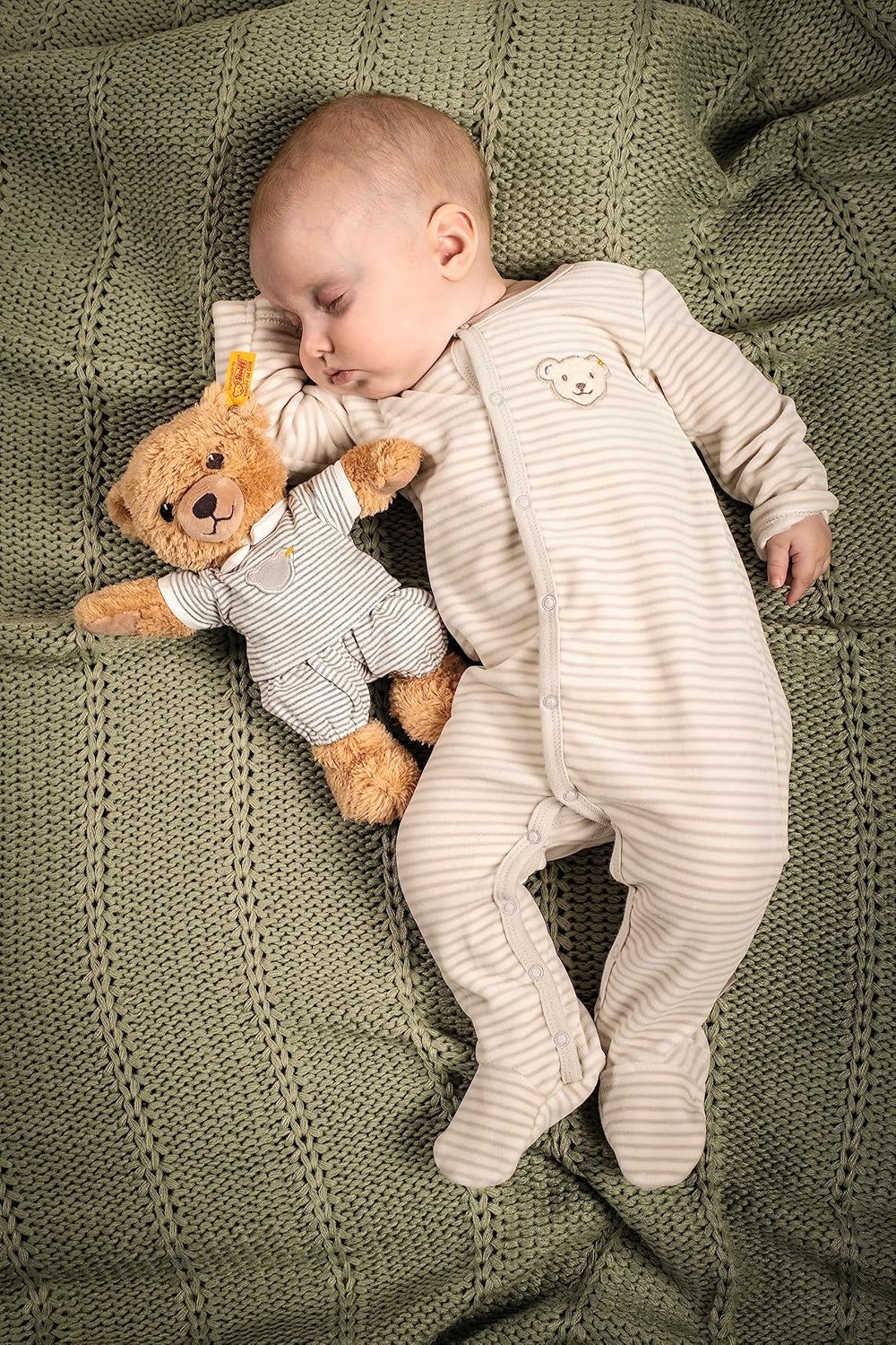 Steiff Baby Boys Classic Comfort Cozy Chestnut